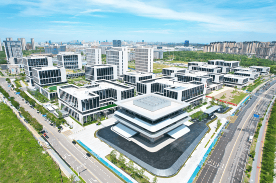 五大联赛
_小米集团创始人雷军：年底实现武汉金山、小米研发中心万人规模五大联赛
！与武汉大学、华中科技大学等13所高校共建“工程师训练营”