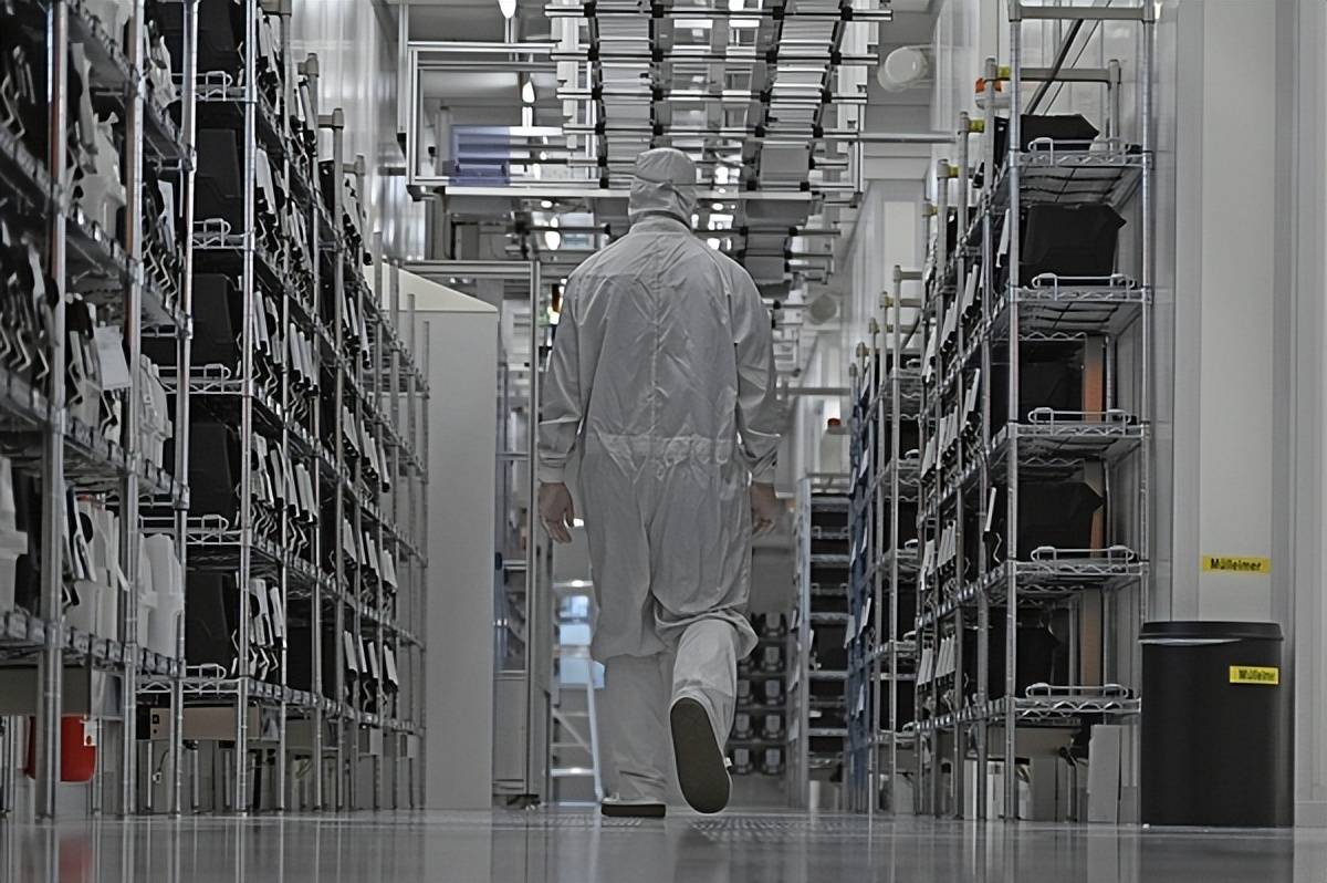 皇冠信用盘网址
_闻泰科技给荷兰下“死令”皇冠信用盘网址
,提出恢复前CEO职务!做不到的话,安世半导体别想从中国出口