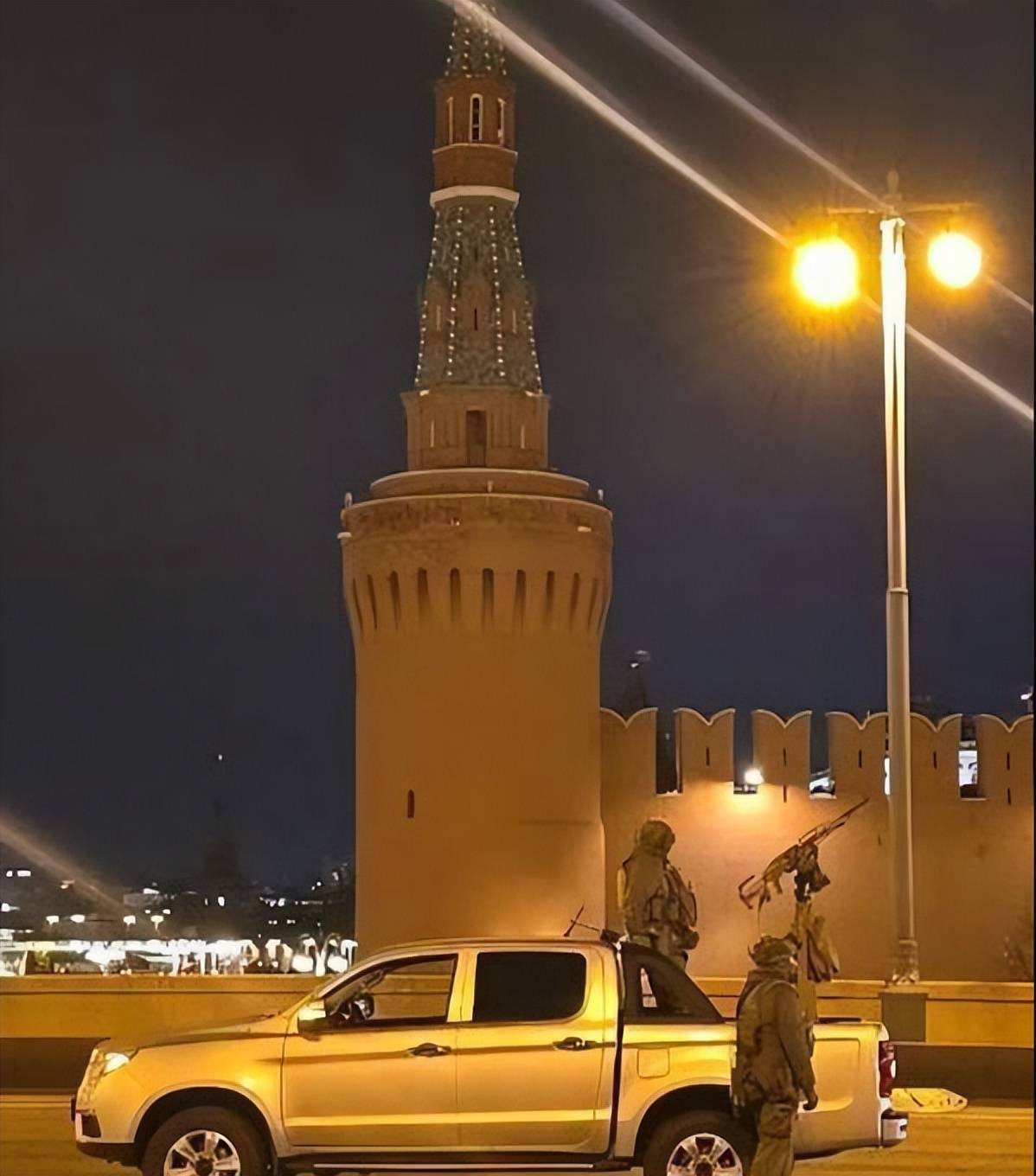 皇冠信用網登123出租
_亚速营司令暗示皇冠信用網登123出租
,乌克兰将开打波兰:俄军与北约打一仗,才是目的