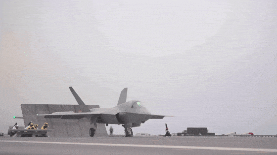 hga035会员注册
_不是慢镜头！福建舰电磁弹射速度那么快hga035会员注册
，是怎么瞬间刹车的？