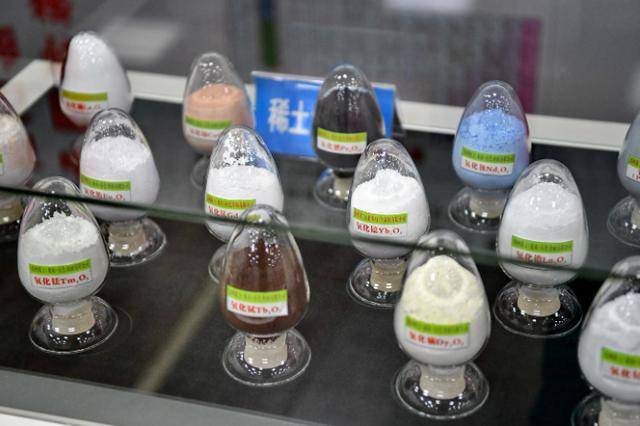 皇冠信用网出租
_美反华机构高喊:中国子弹已上膛皇冠信用网出租
,除了反击,美国已无路可退