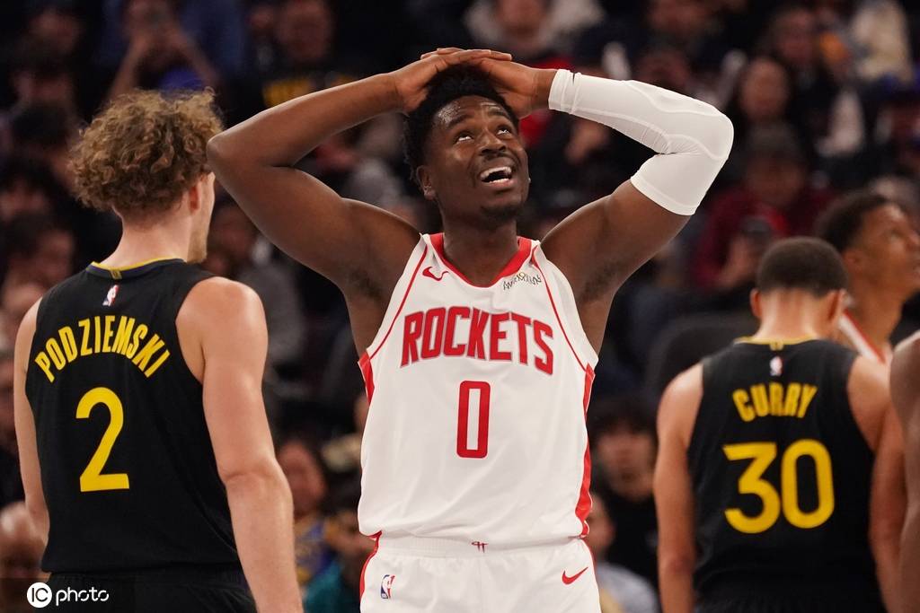 皇冠信用网庄家
_库里14+7+5谢泼德31+9 KD继续休战火箭逆转勇士