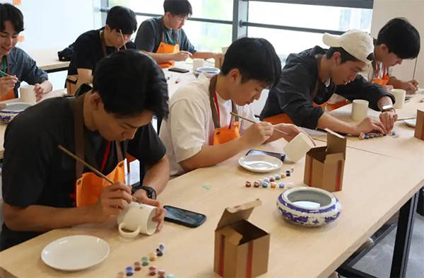 皇冠信用網登3代理
_“日方被告知：所有中日青年交流项目都暂停皇冠信用網登3代理
了”