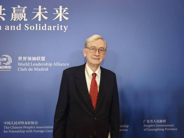 英格兰联赛_斯洛文尼亚前总统图尔克：对日本侵犯一个中国原则的做法必须保持警惕