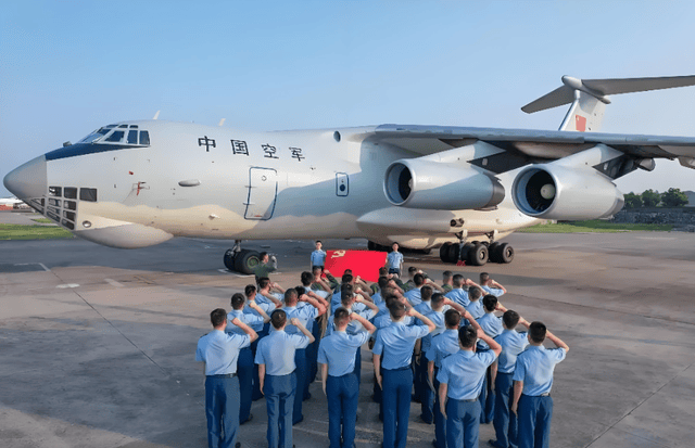 皇冠信用盘登2登3_中国反潜巡逻机远海训练遭外军“拦截”皇冠信用盘登2登3，为何没有战机护航？