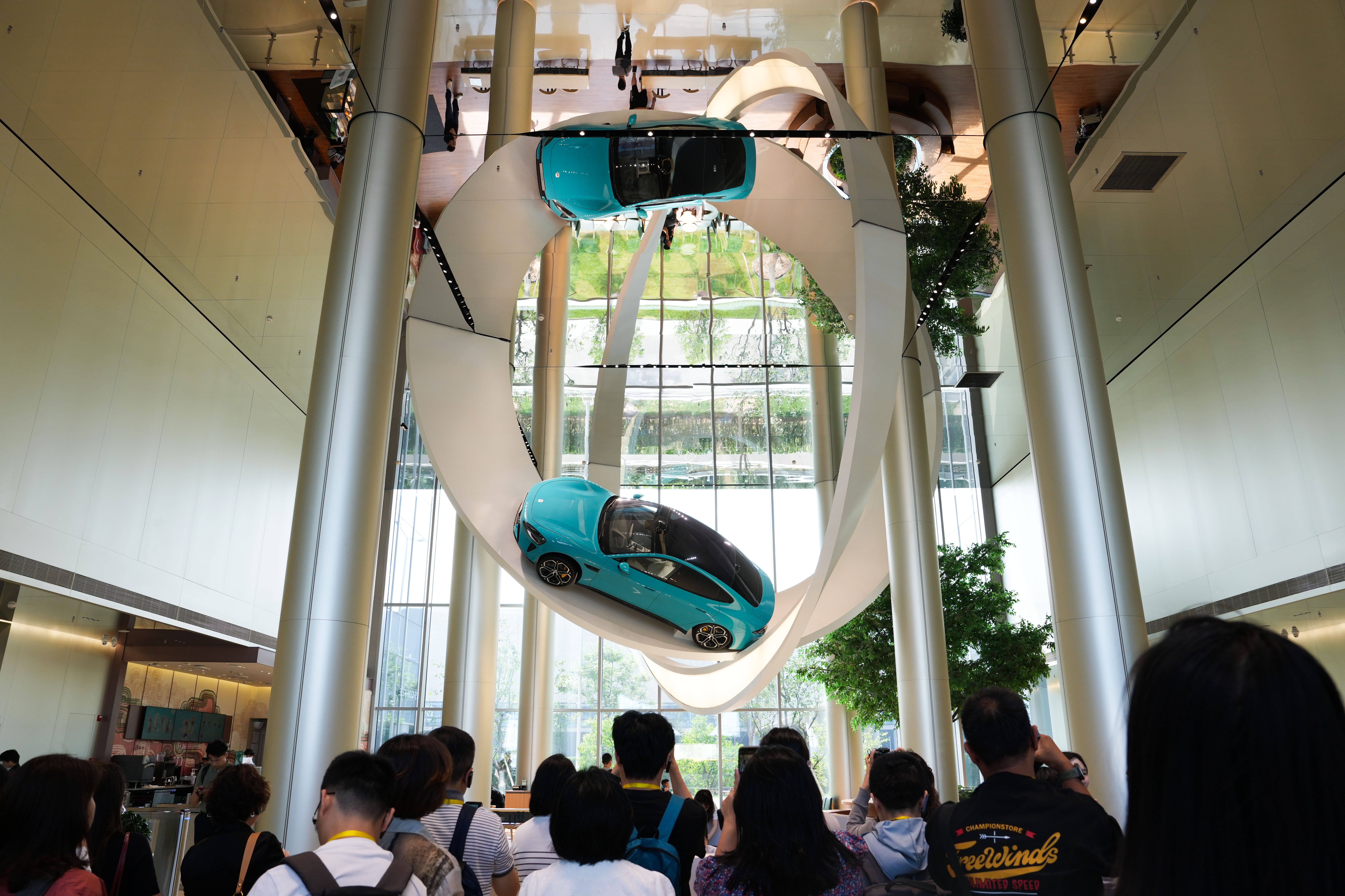 皇冠登3代理注册
_新加坡媒体:中国工厂成为热门旅游打卡地