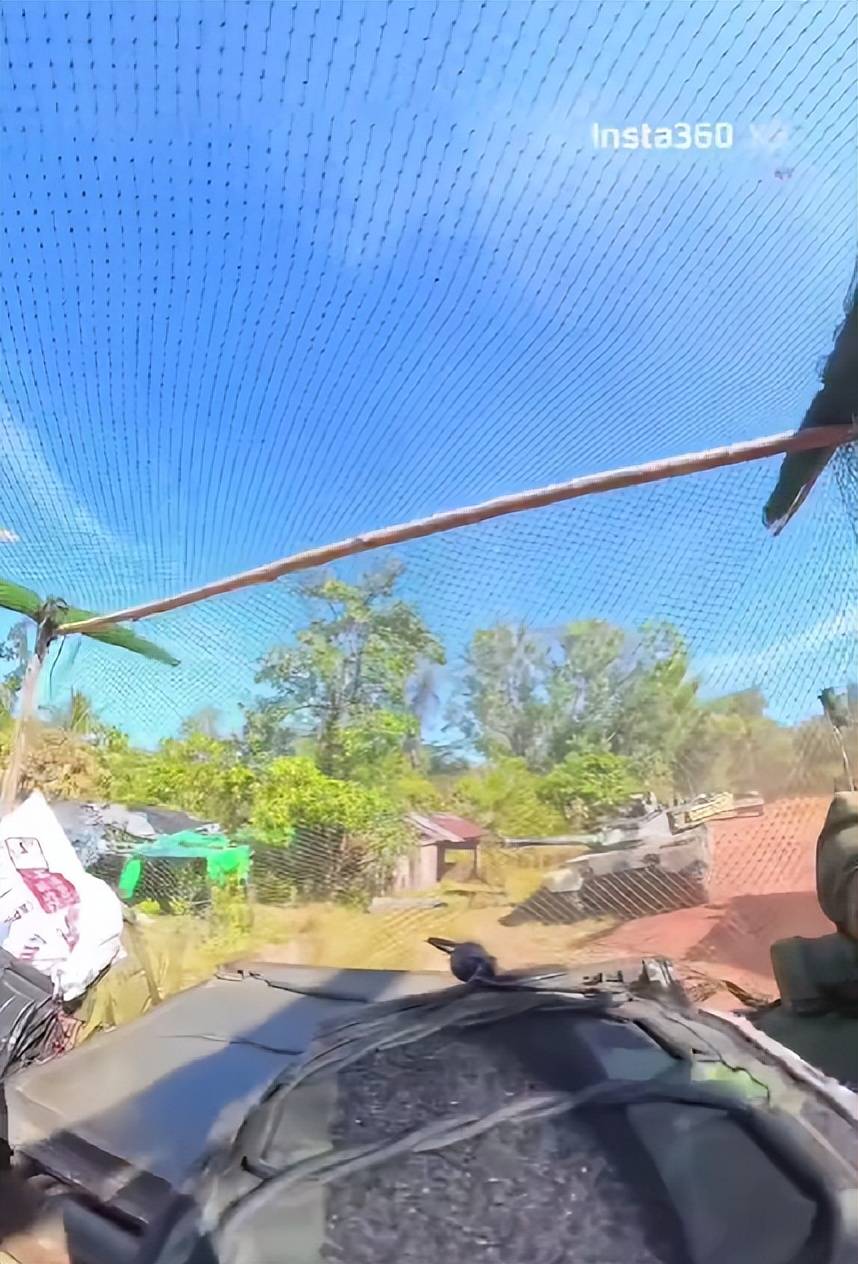 皇冠信用网代理申请_神仙打架了！泰国VT-4坦克与柬军40火对轰皇冠信用网代理申请，结局让所有人意想不到