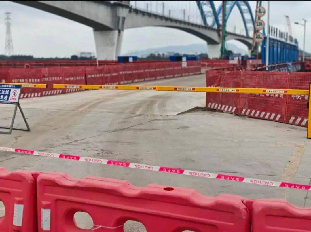 法甲联赛_致一家五口死亡！广东江门一施工栈桥发生汽车坠河事件法甲联赛，事件原因调查和善后工作正在进行中