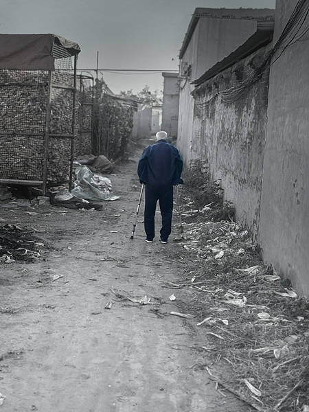 皇冠信用网平台_村里一大半人家没怎么开暖气皇冠信用网平台，财政应该优先保民生