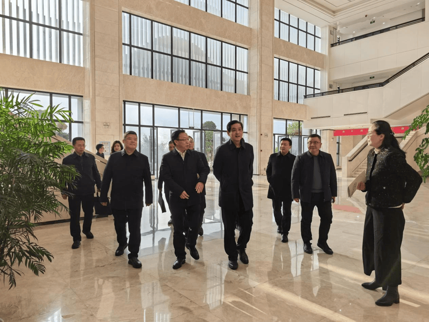 皇冠代理注册_重庆社会主义学院党组书记、副院长皇冠代理注册，市委统战部副部长毛平赴北碚调研社会主义学院建设