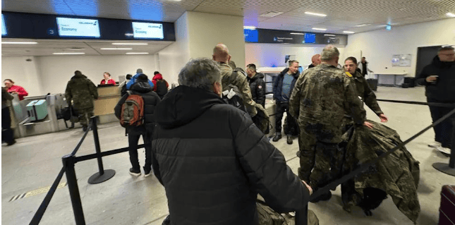 电竞足球_彻底傻眼!丹麦女首相哭晕:防了俄罗斯半天电竞足球,转头被美国捅刀