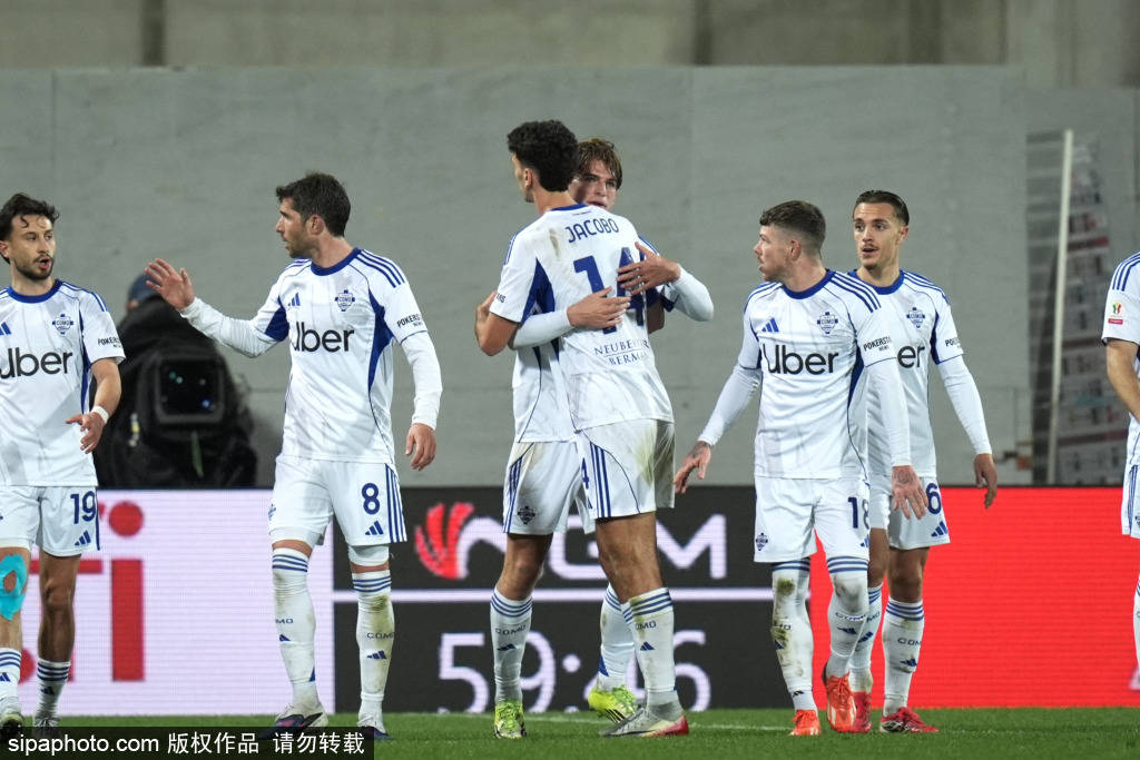 信用盘怎么注册_米兰1-1科莫:莱奥的吊射与阿莱格里的红牌争议