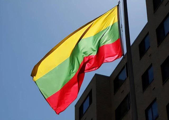 皇冠退水_立陶宛想和中国恢复外交关系皇冠退水，但拒绝“下跪认错”，看来中方给他的教训还不够？