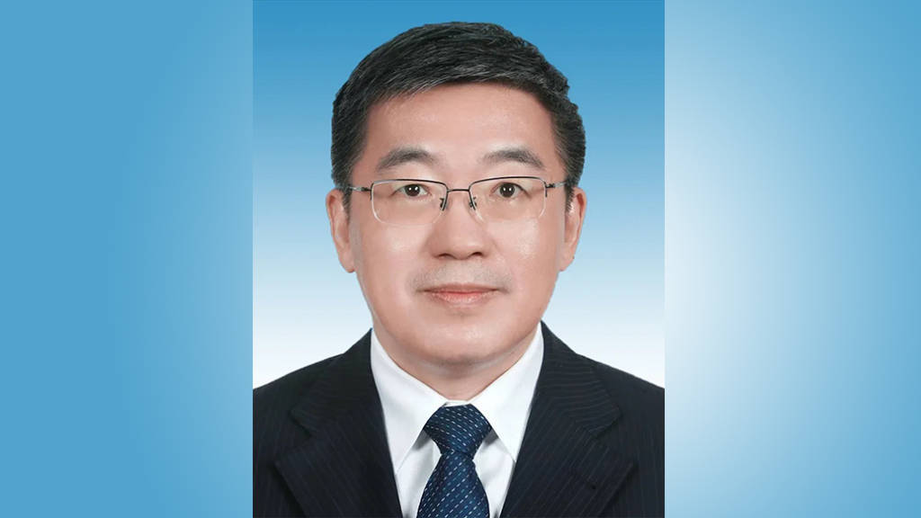 皇冠体育官网
_新任安徽省委常委朱浩东已任省委秘书长